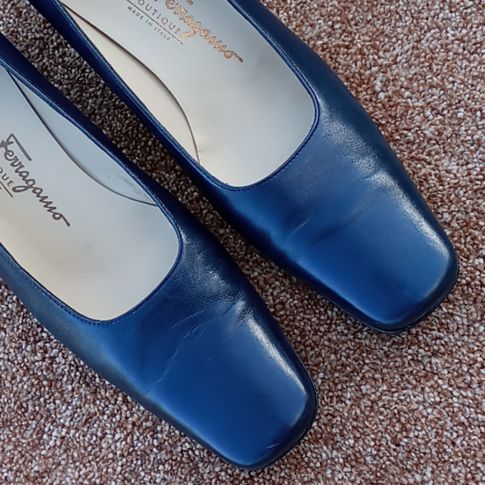 Salvatore Ferragamo Boutique Ladies